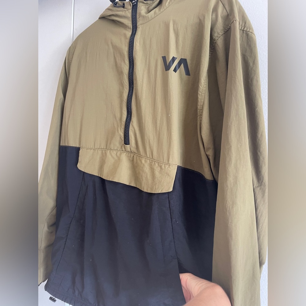 RVCA men’s windbreaker